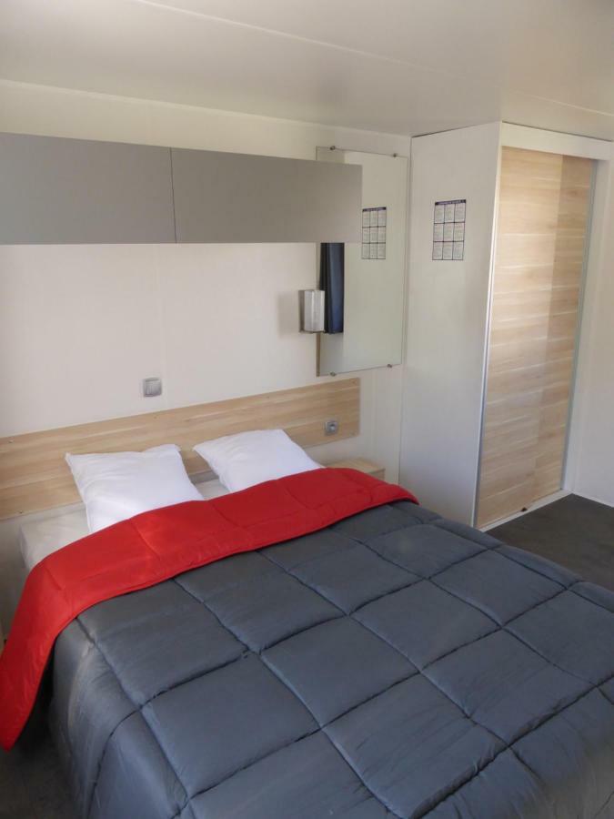 Camping Lou Gourdan Hotell Puget-Théniers Eksteriør bilde